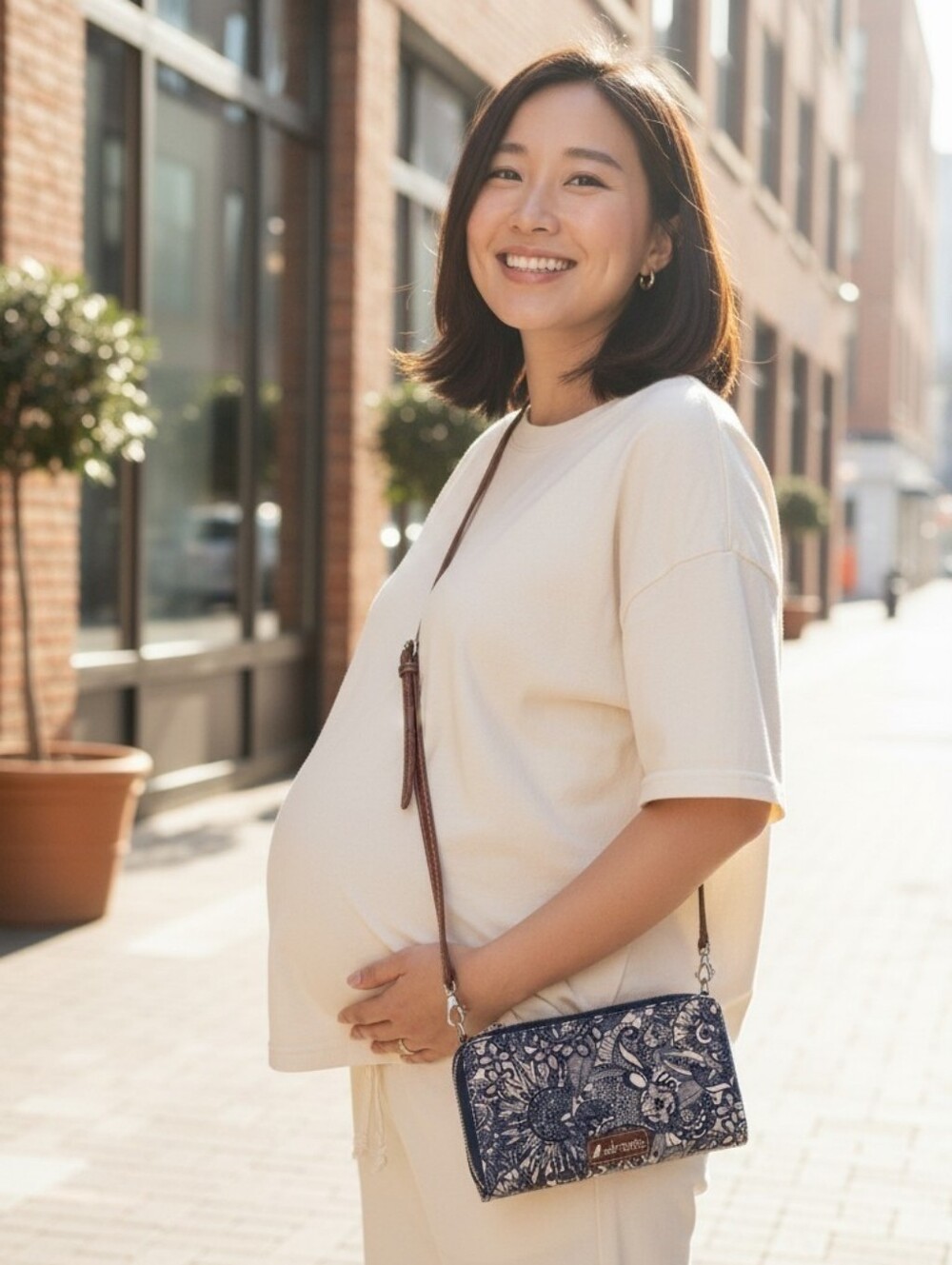 Sakroots Crossbody/Wrist Wallet